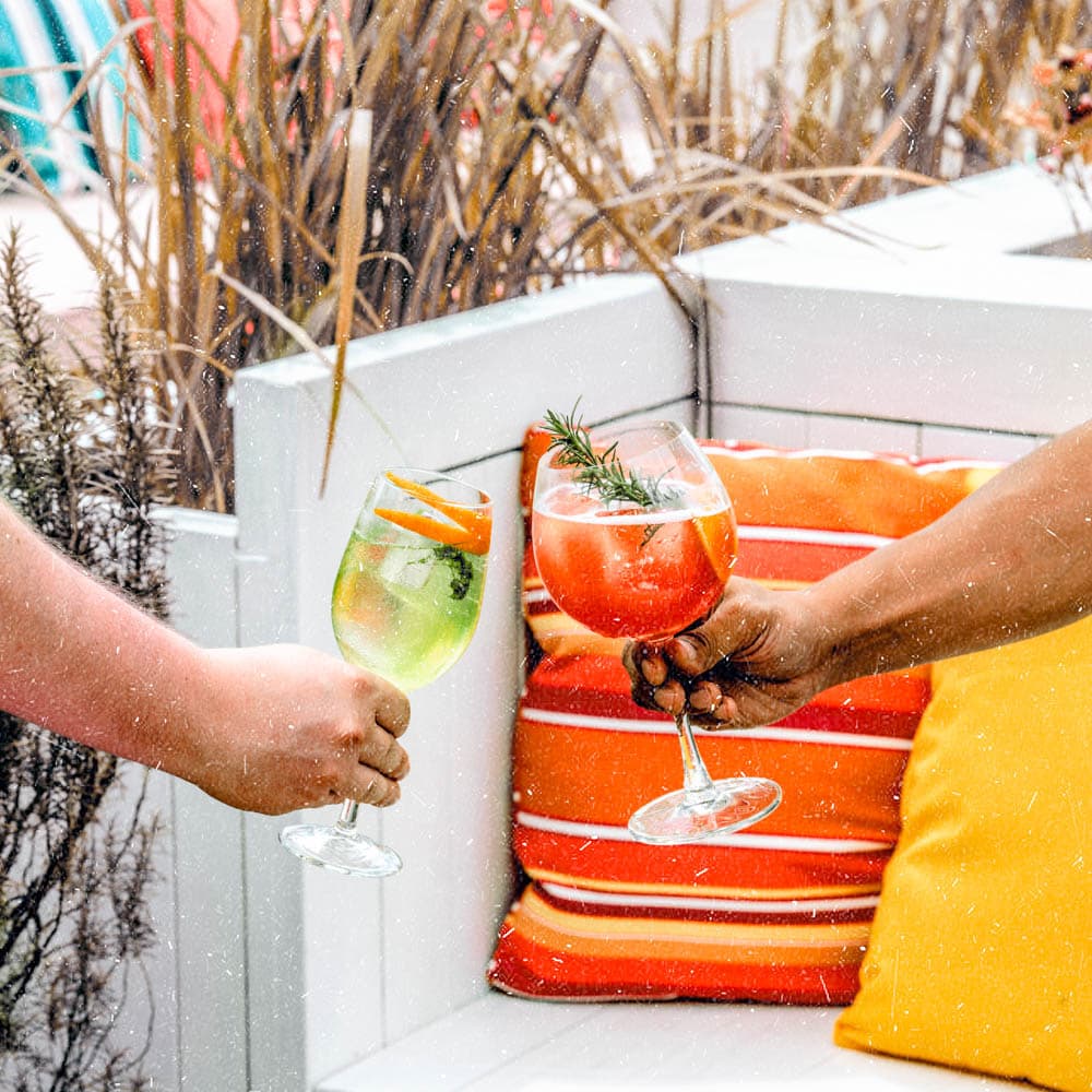 Banana Mama Rooftop Bar & Kitchen — 