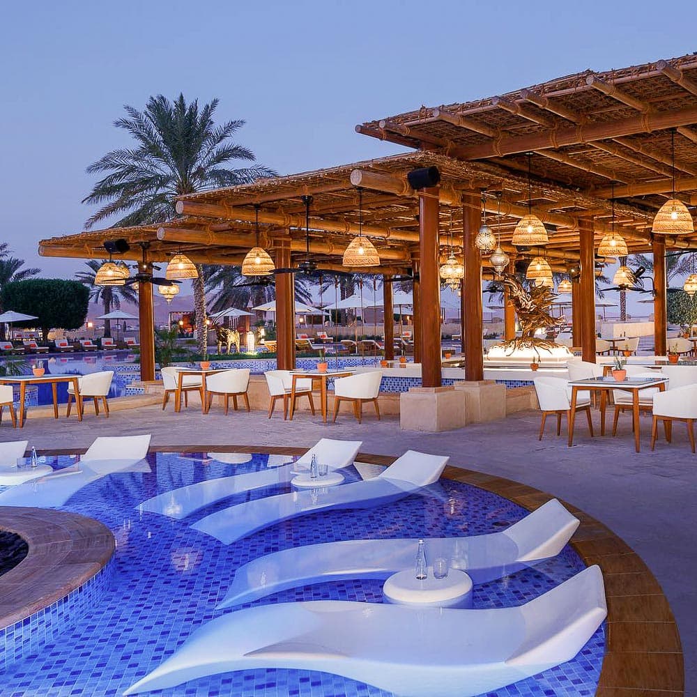 Qasr Al Sarab Desert Resort — 
