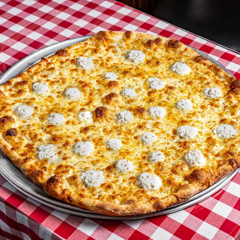 Mano's Pizzeria — 