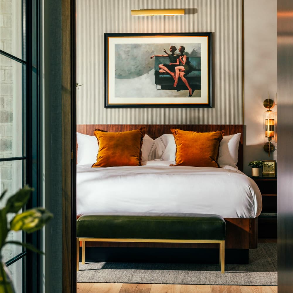 Global Ambassador Hotel — 