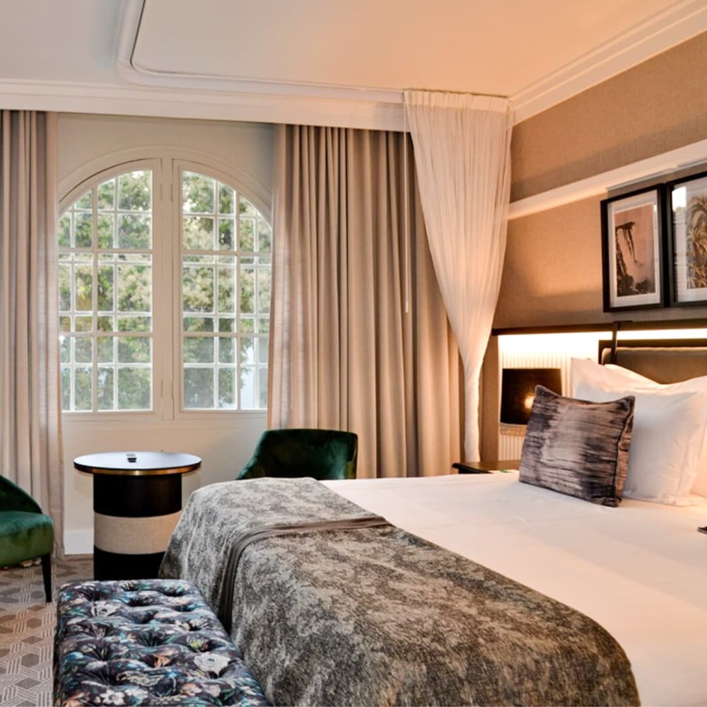 The Victoria Falls Hotel — 