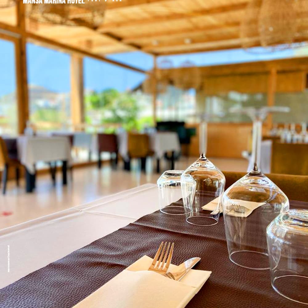 Mansa Marina Hotel — 