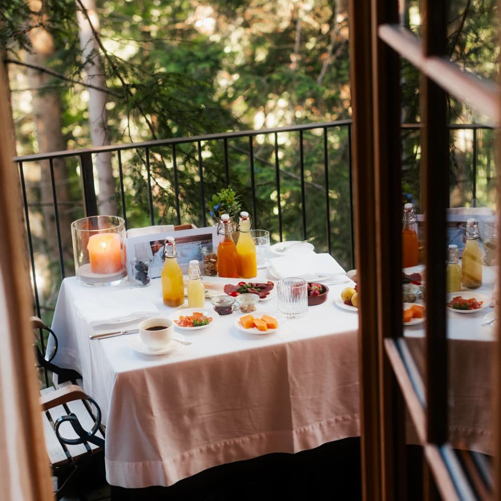 San Luis Retreat and Hotel Lodges — 
