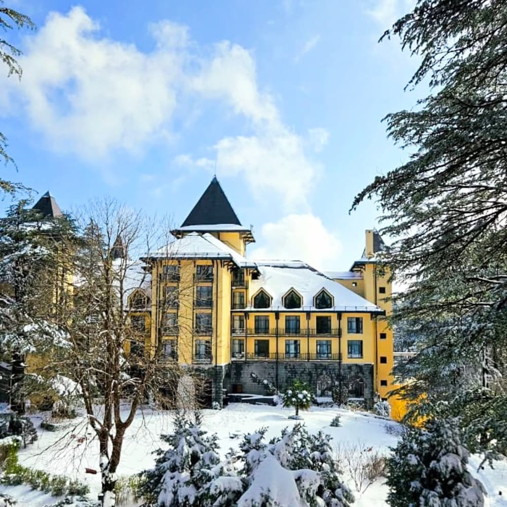 Wildflower Hall, An Oberoi Resort, Shimla — 