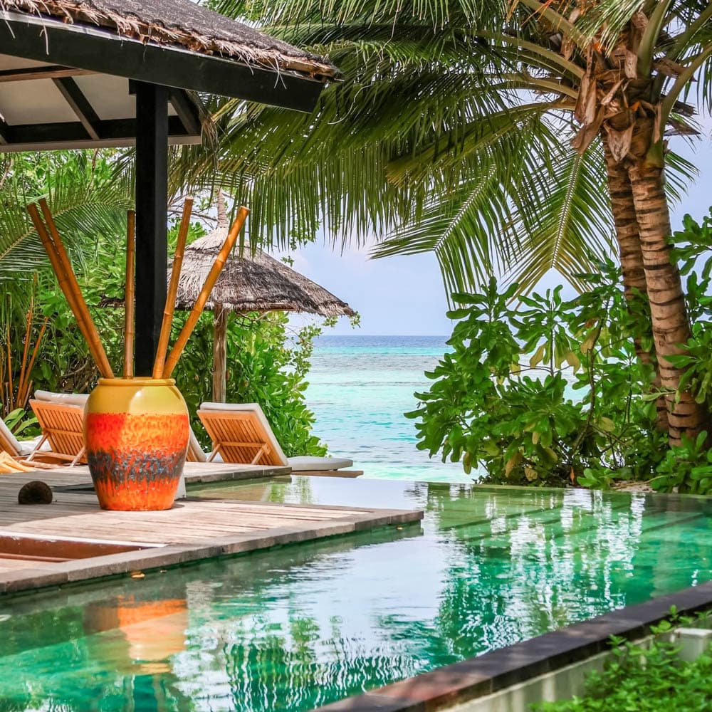 OZEN LIFE MAADHOO — 