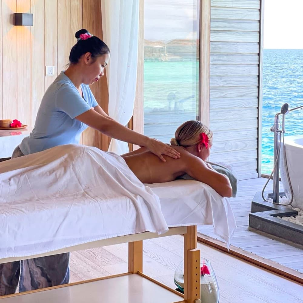 Kagi Maldives Resort & Spa — 
