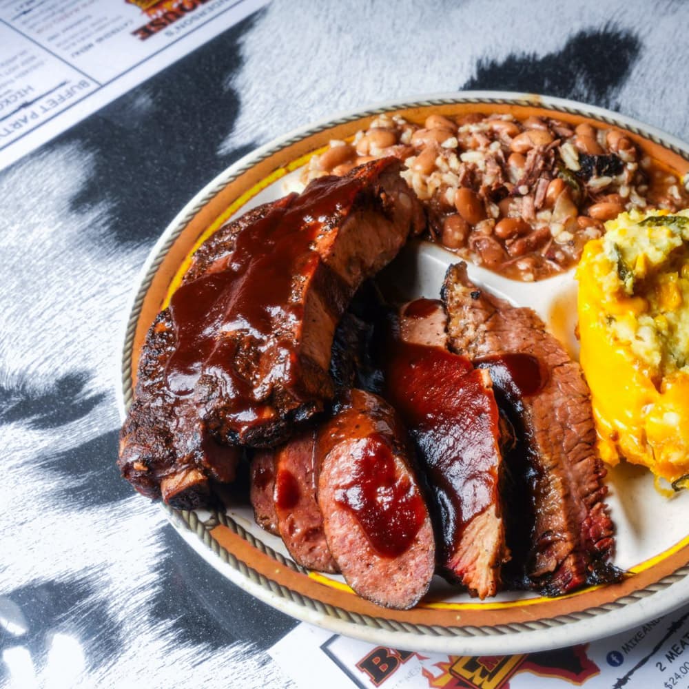 Mike Anderson's BBQ House — 
