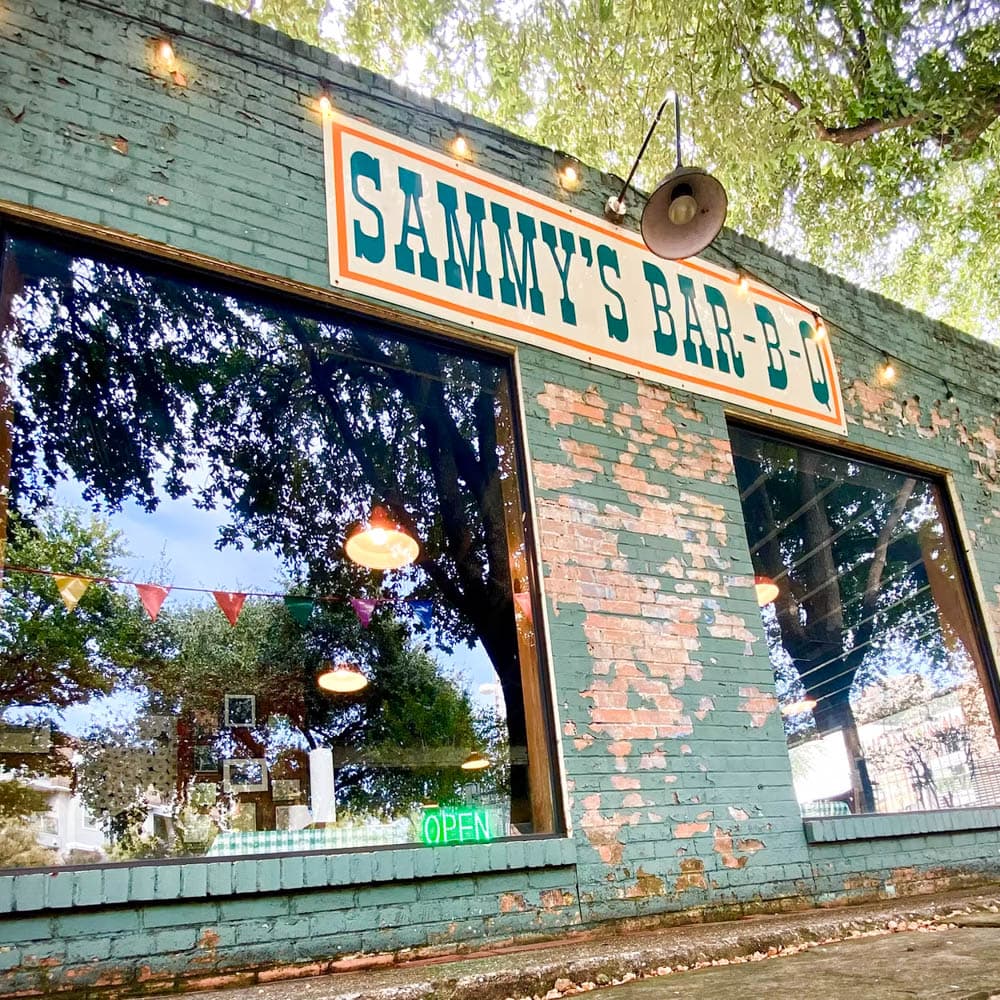 Sammy's Bar-B-Q — 