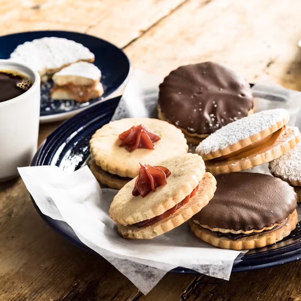 Zaguan Latin Café & Bakery — 