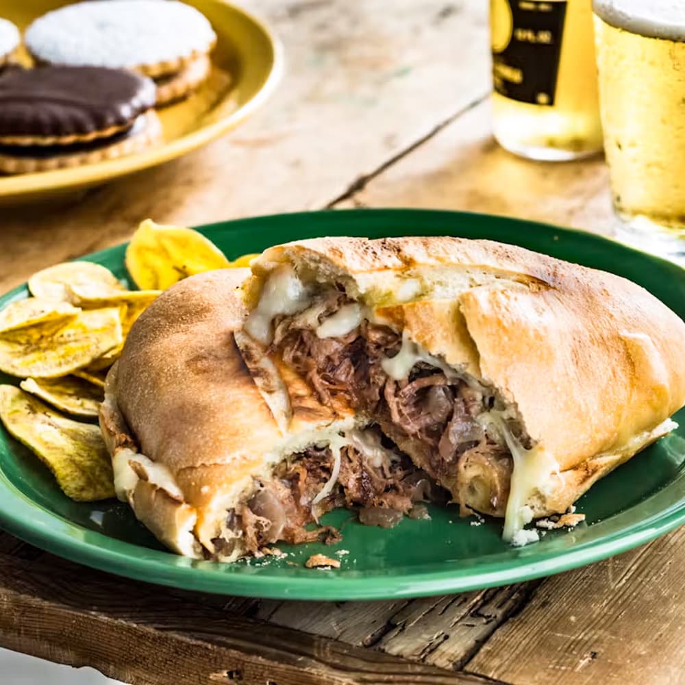 Zaguan Latin Café & Bakery — 