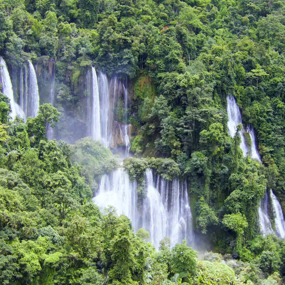 Thi Lo Su Waterfall — 