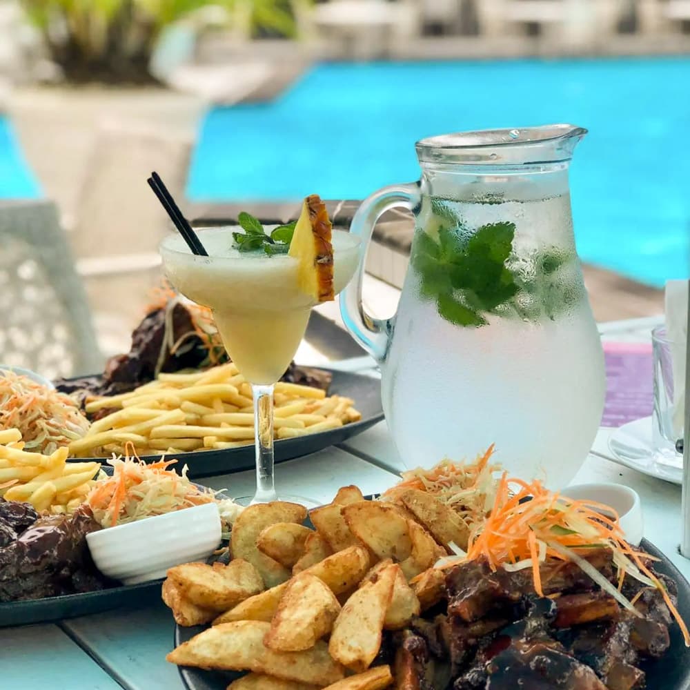 Muri Beach Club Hotel, Rarotonga — 