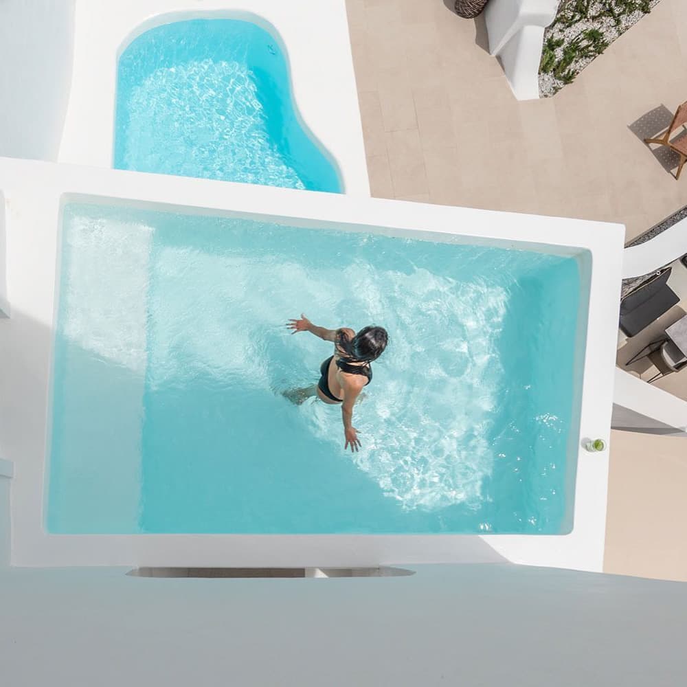 Aspaki Exclusive Hotel — 