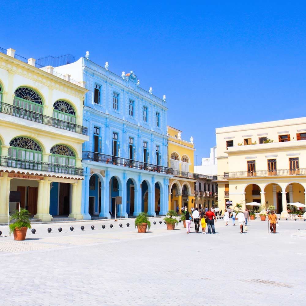 Plaza Vieja, Havana — Cuba, Caribbean