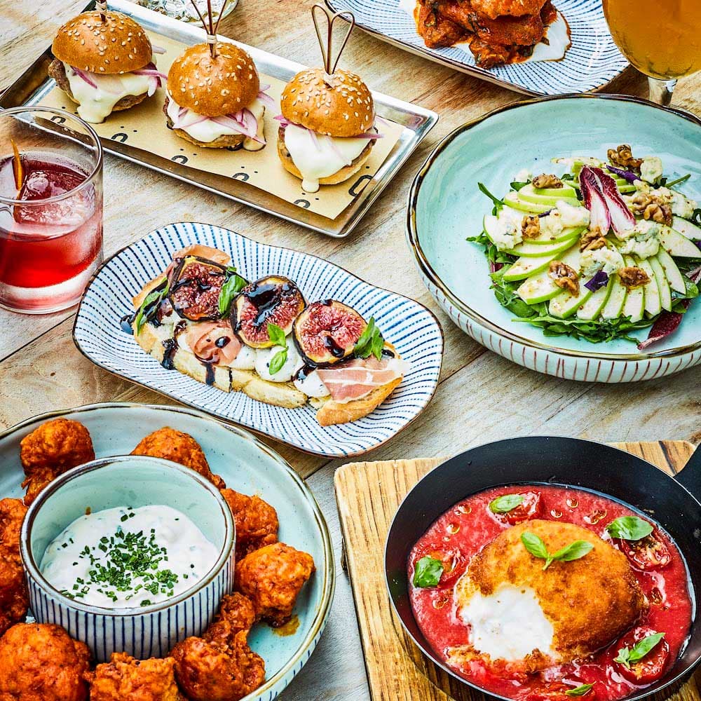 Komune at Ovolo Southside — Hong Kong, Asia