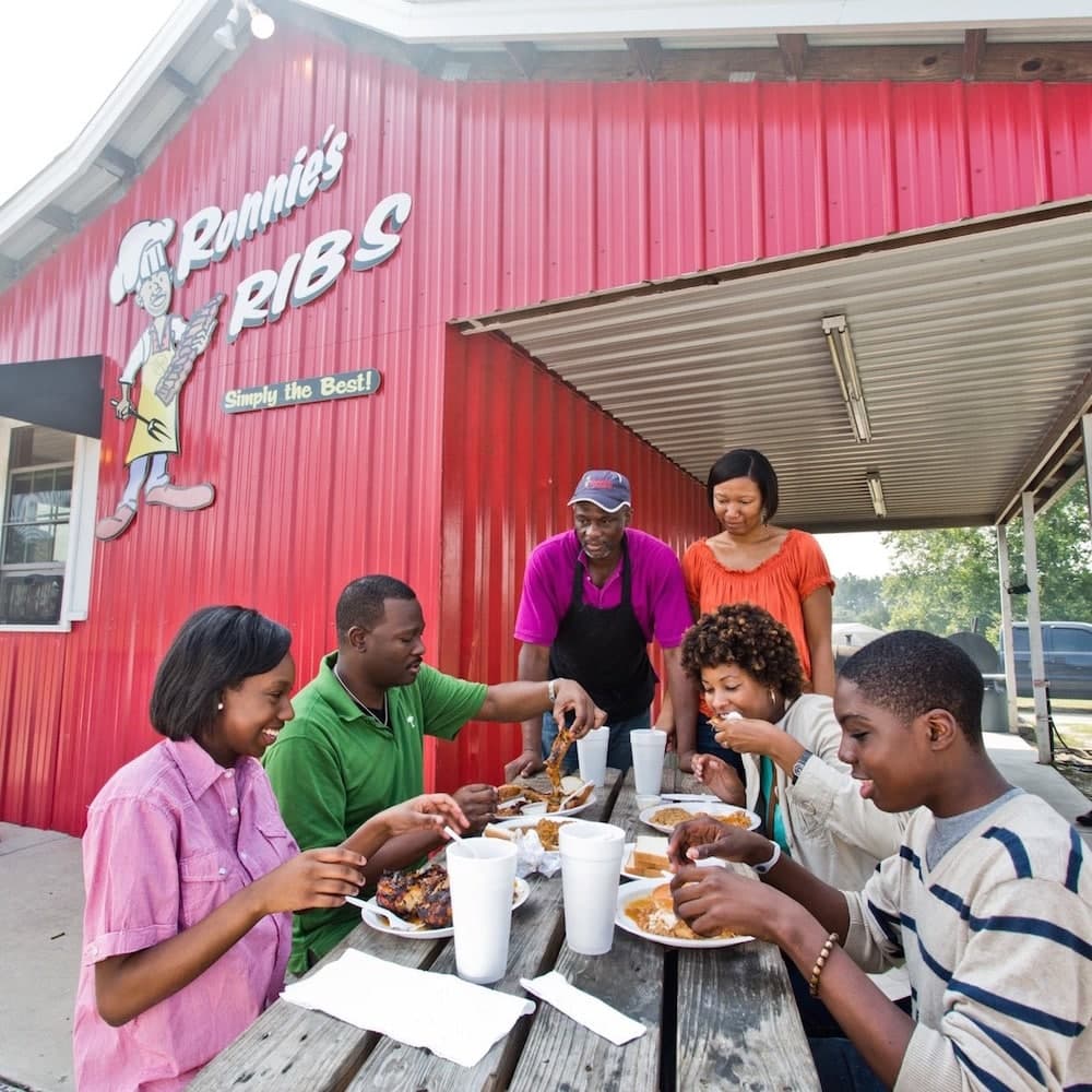 Ronnie's Ribs — 