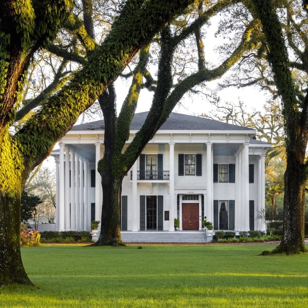 Bragg-Mitchell Mansion — Alabama, United States, North America