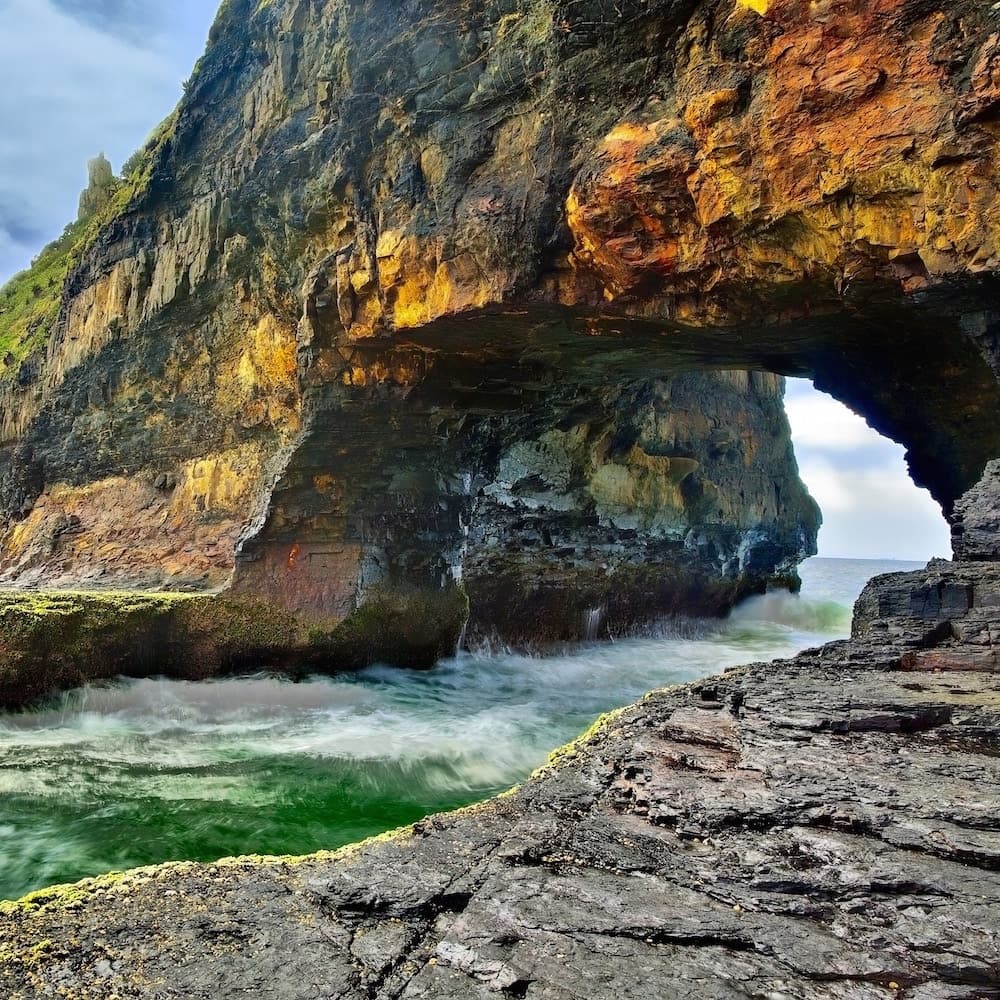 Hole in the Wall — 