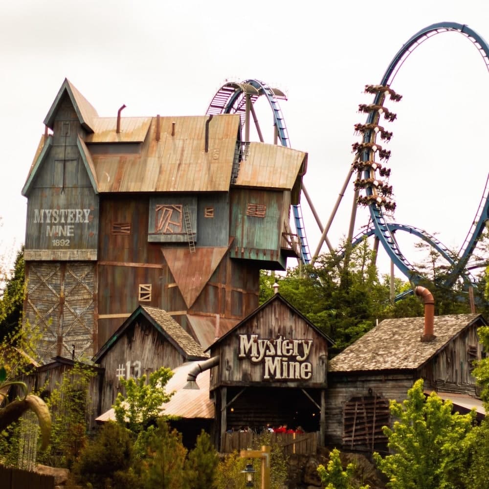 Dollywood — 