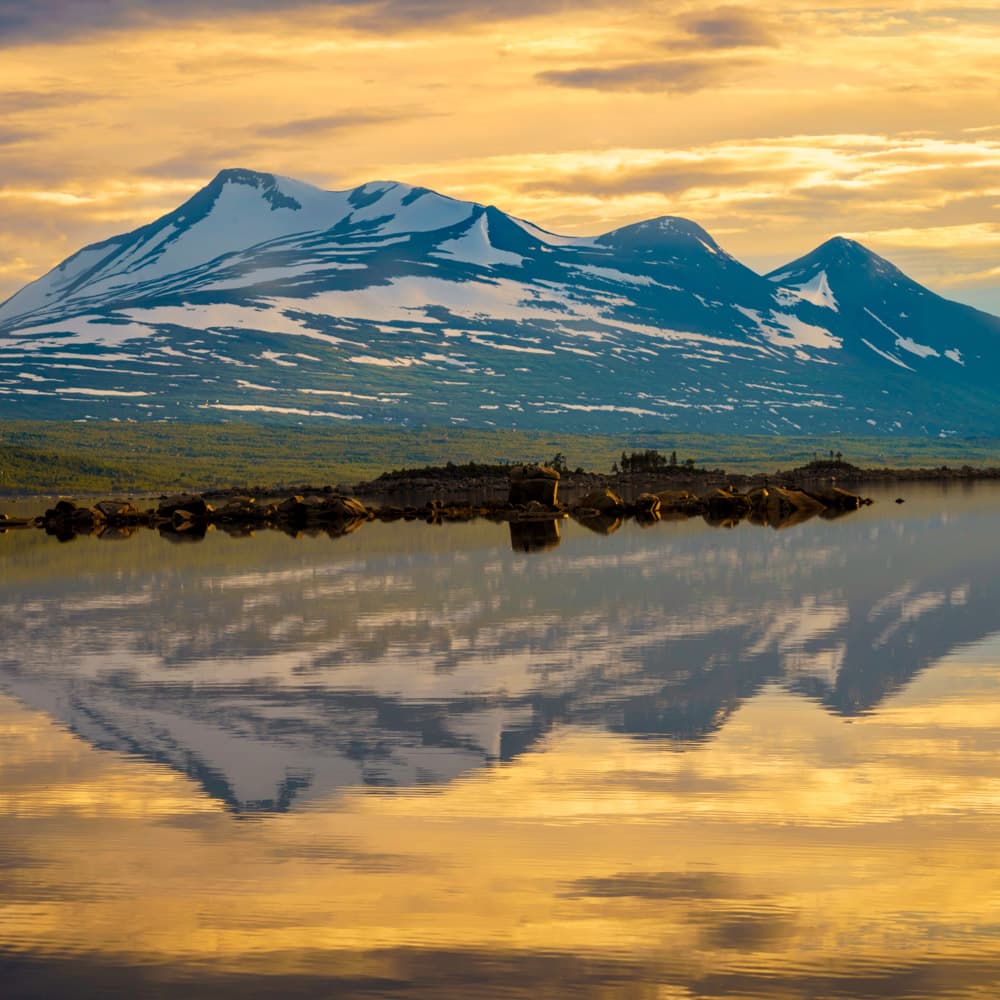 Mount  Áhkká — 