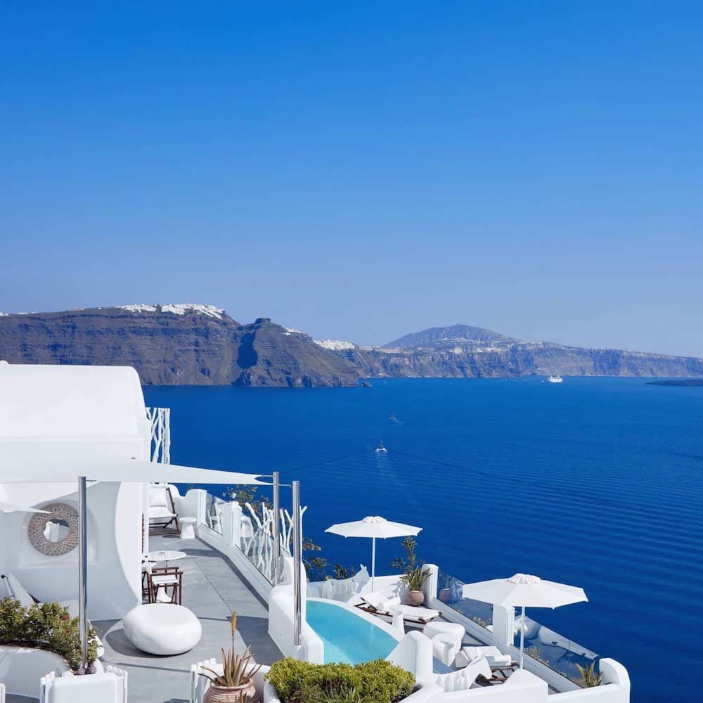 Canaves Oia Sunday Suites — 