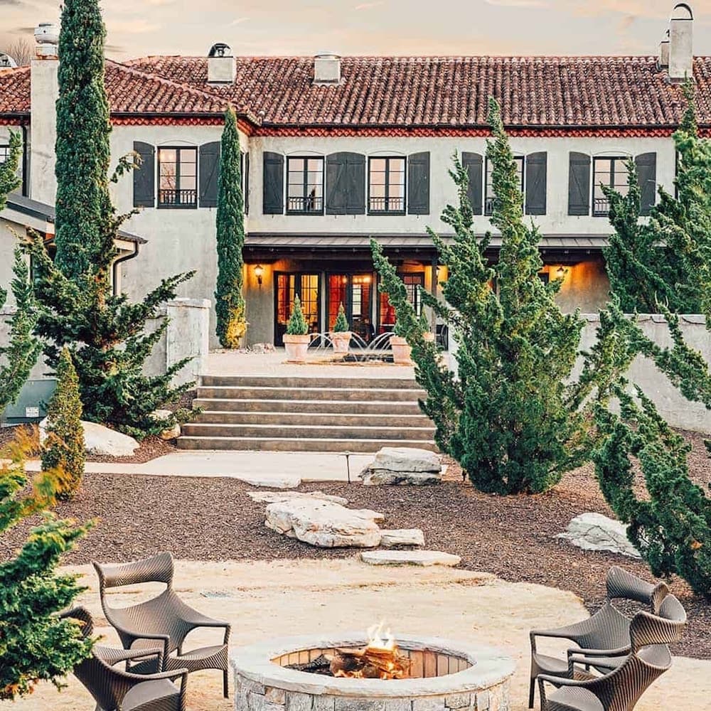 Hotel Domestique — 