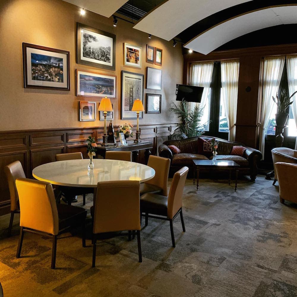 Blennerhassett Hotel — 