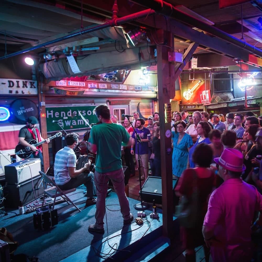 Blue Moon Guest House & Saloon — 