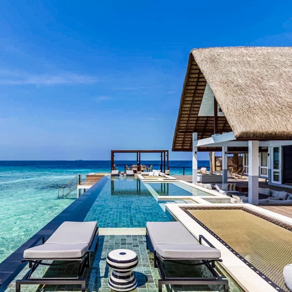 Four Seasons Landaa Giraavaru — Maldives, Asia