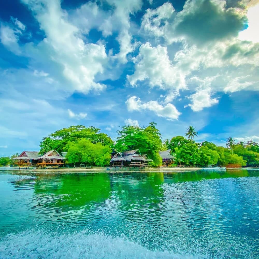 Nusa Island Retreat — 