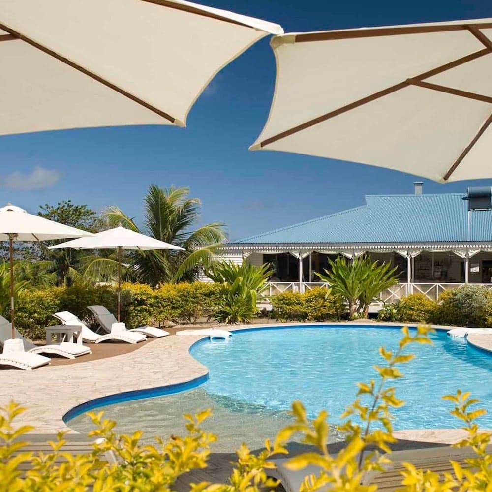 Opoa Beach Hotel, Raiatea — 