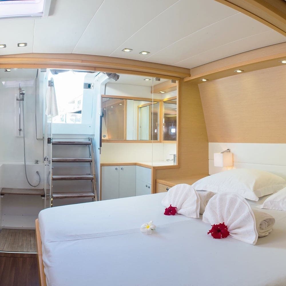 Tahiti Yacht Charter — 