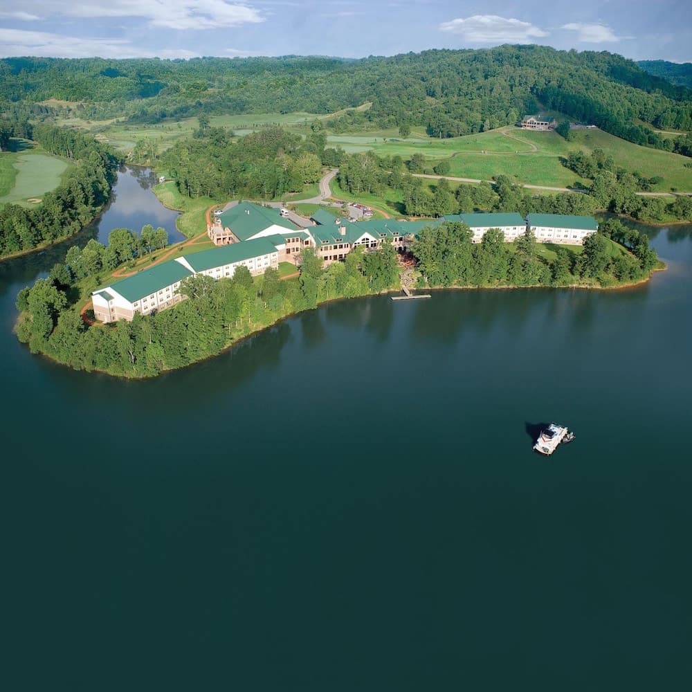 Stonewall Resort — 