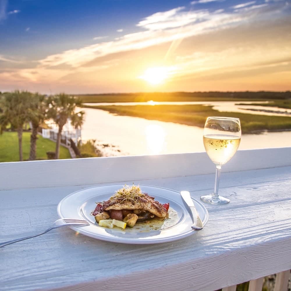 Jinks Creek Waterfront Grille — 