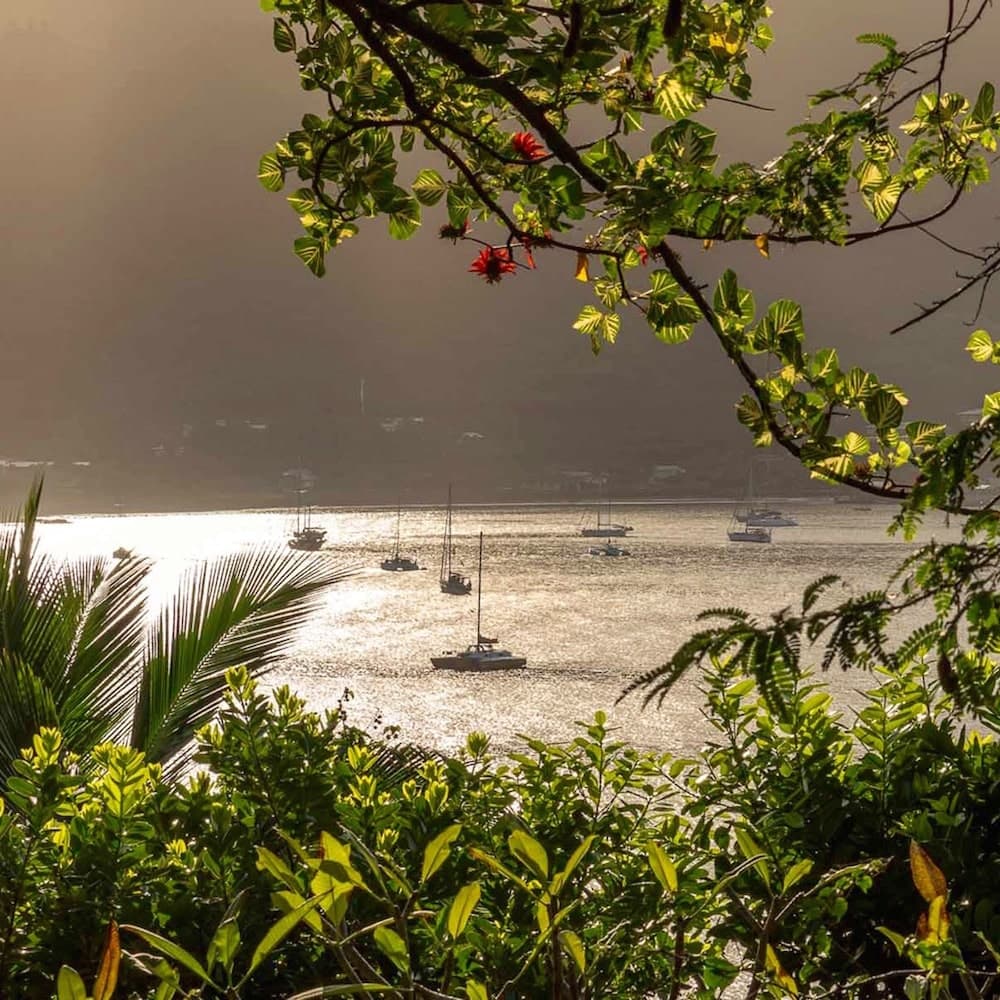 Nuku Hiva Keikahanui Pearl Lodge — 