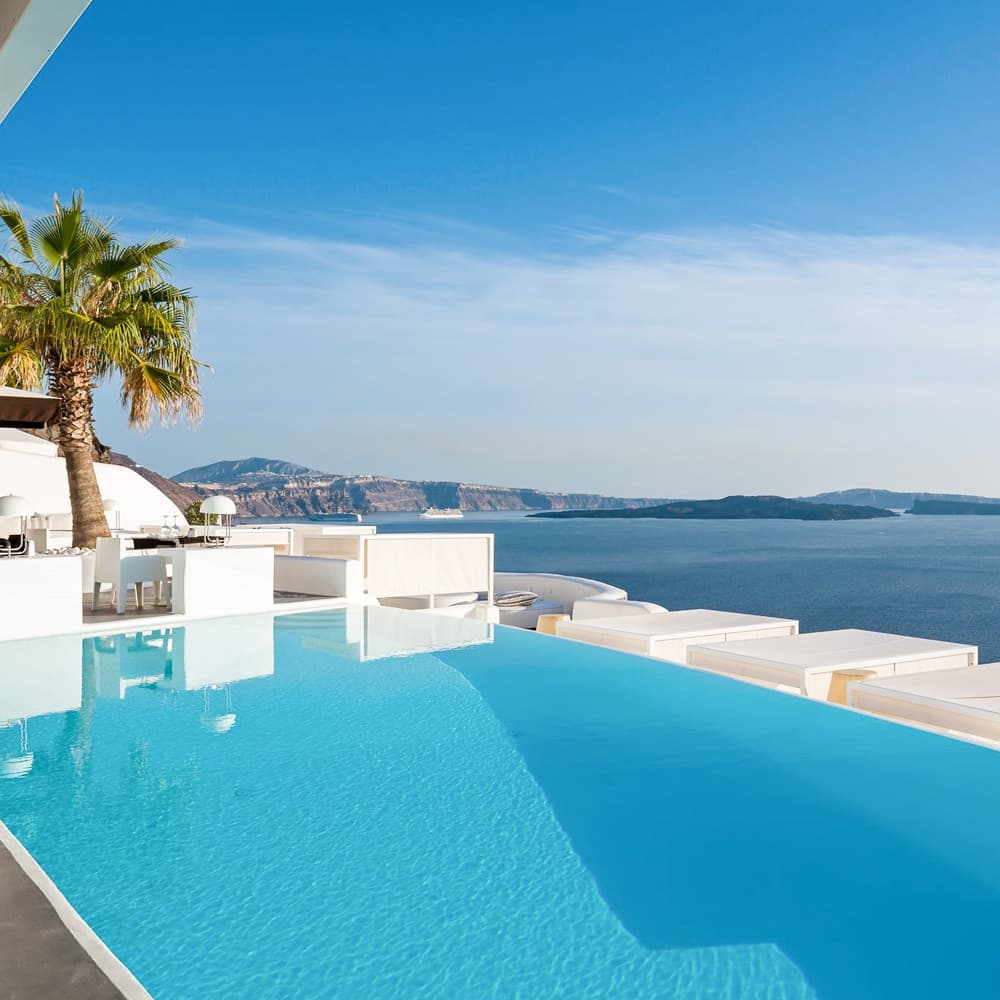 Kirini Hotel — 