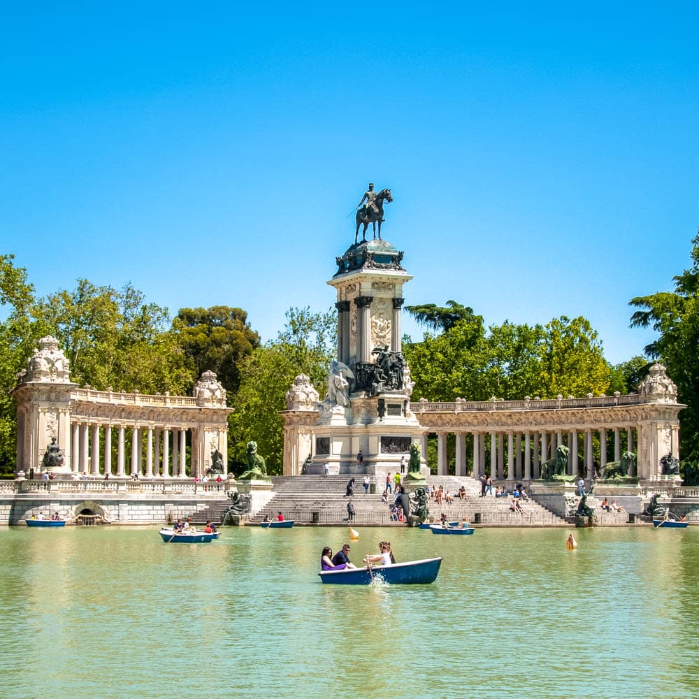 El Retiro Park — 