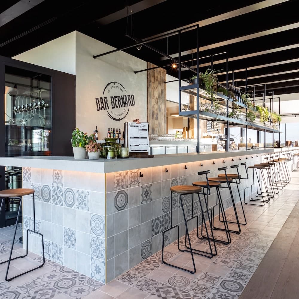 Bar Bernard — 
