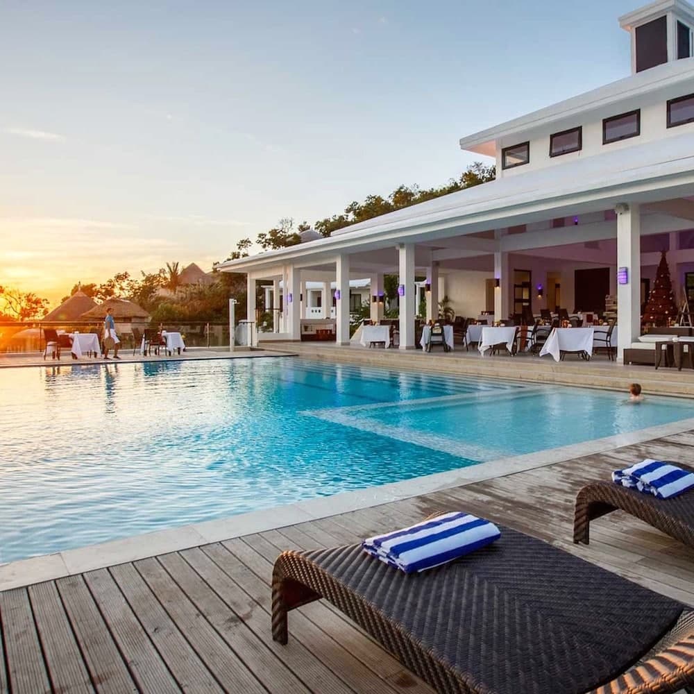 Busuanga Bay Lodge — 