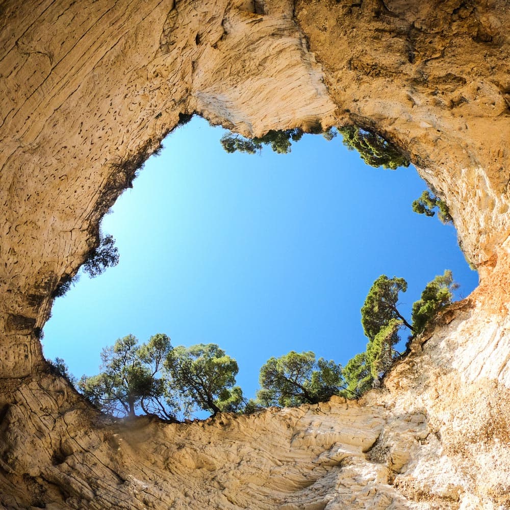 Grotta Sfondata — 