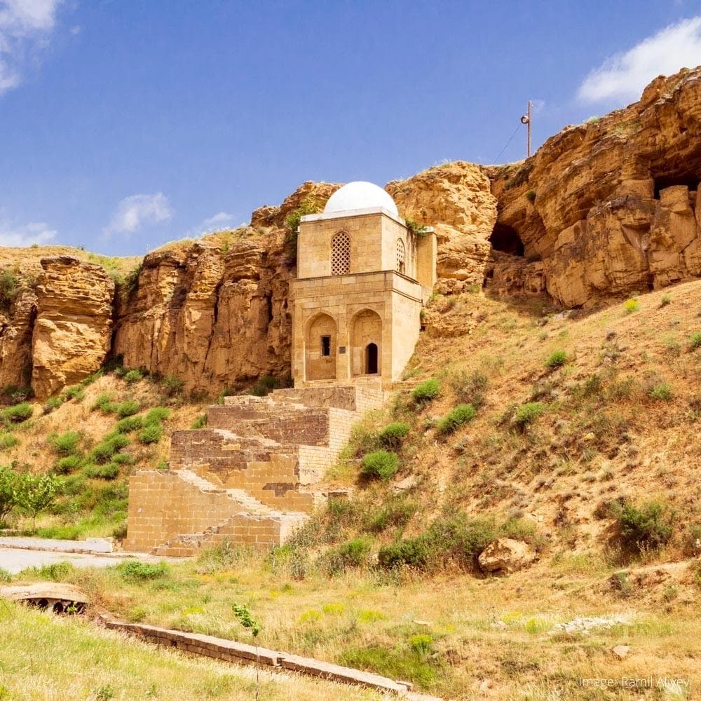Diri Baba Mausoleum — 