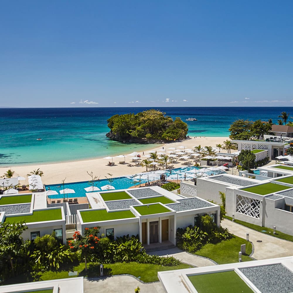 Crimson Resort & Spa, Boracay — 