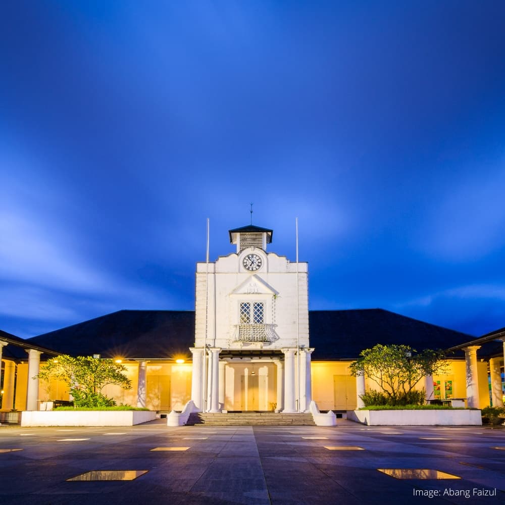 Old Court House — 