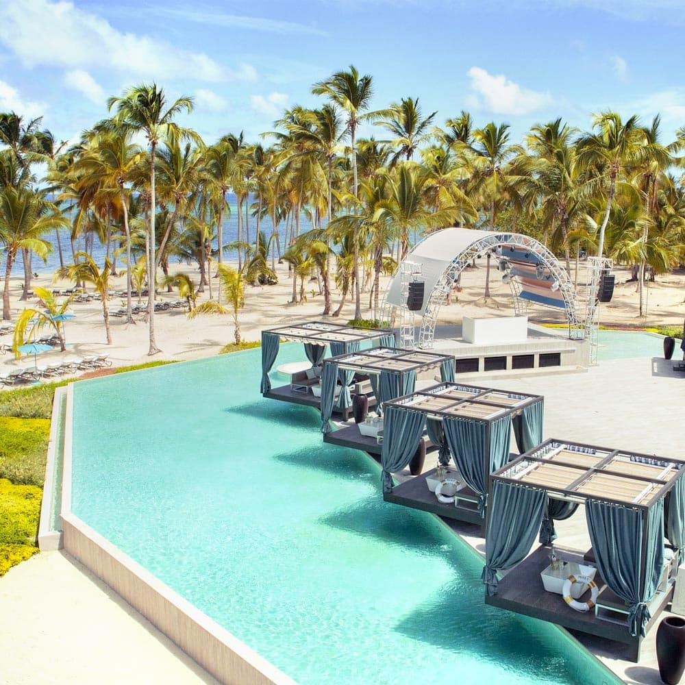 Pearl Beach Club — 