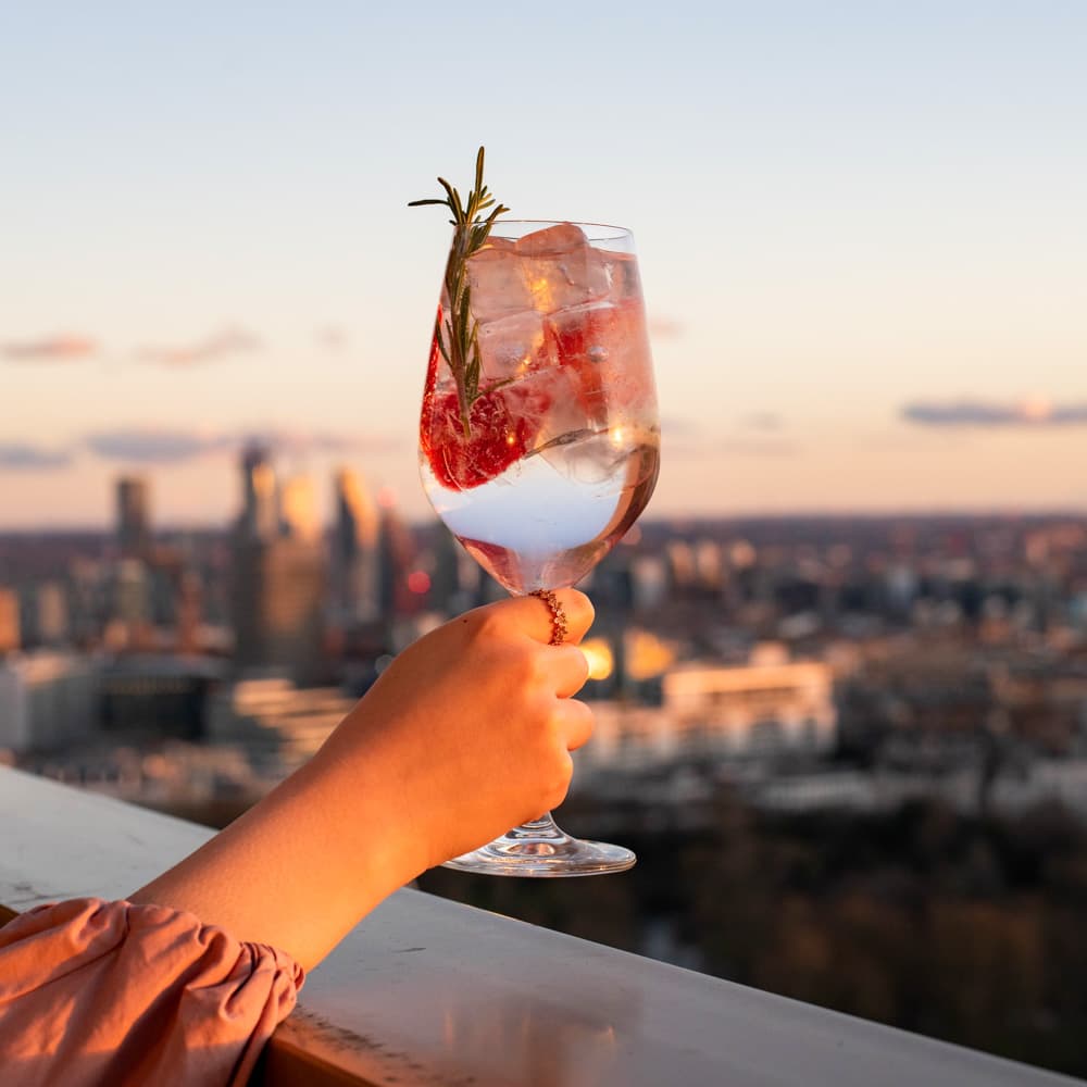 10 Degrees Sky Bar — 