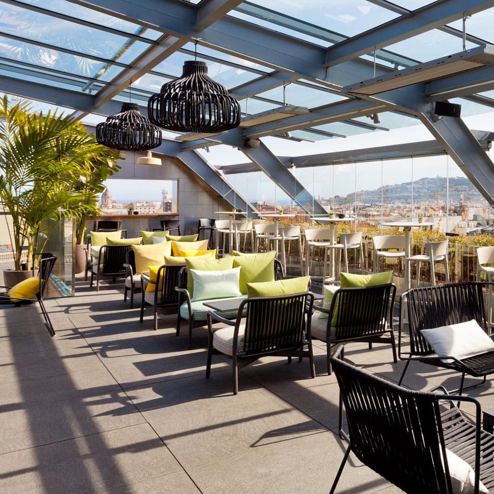 83.3 Terrace Bar — 