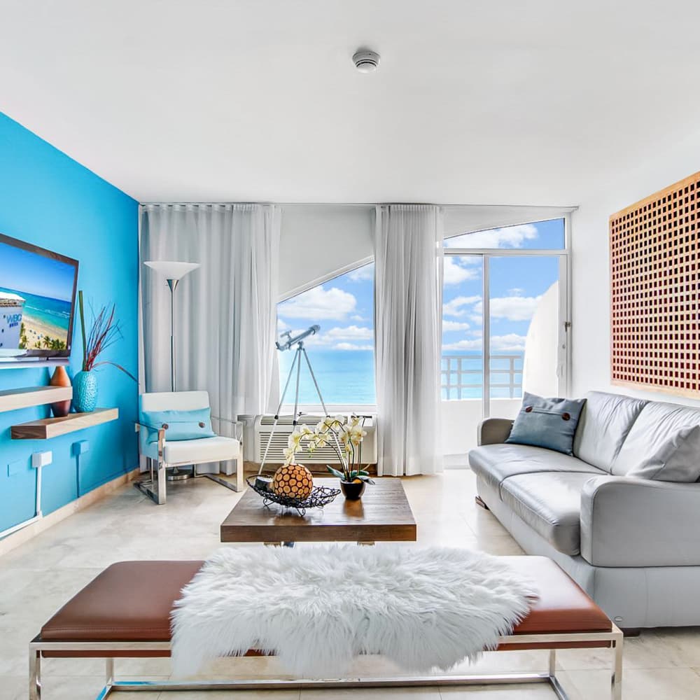 San Juan Water and Beach Club Hotel — 