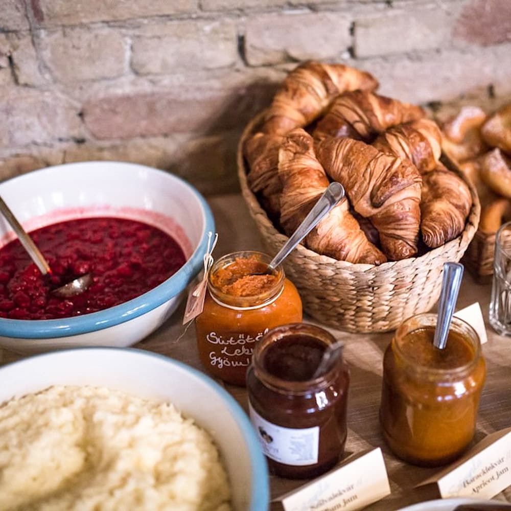 Szimpla Sunday Farmers' Market — 