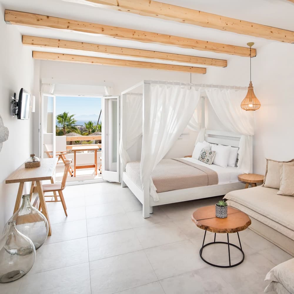 Casa Vitae Suites — 