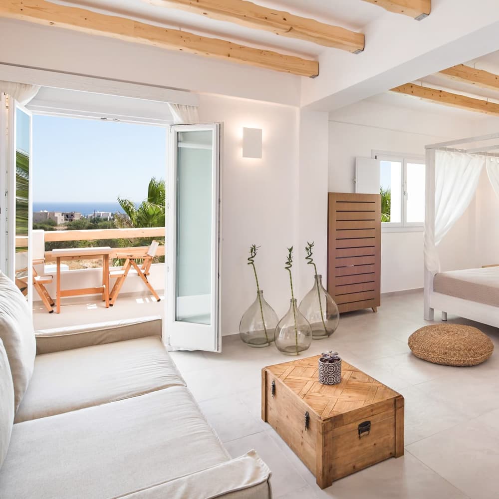 Casa Vitae Suites — 